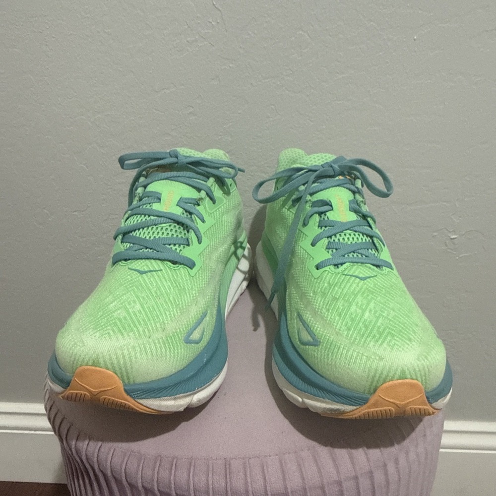 Hoka One One Clifton 9 Green Running Shoes 1127895-ZLGL Mens Sz 11D - Picture 2 of 8